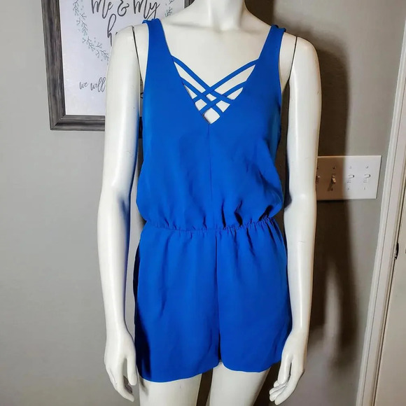 Silence + Noise Blue Size Small Criss Cross V-Neck Women's Romper NWOT - Picture 1 of 15
